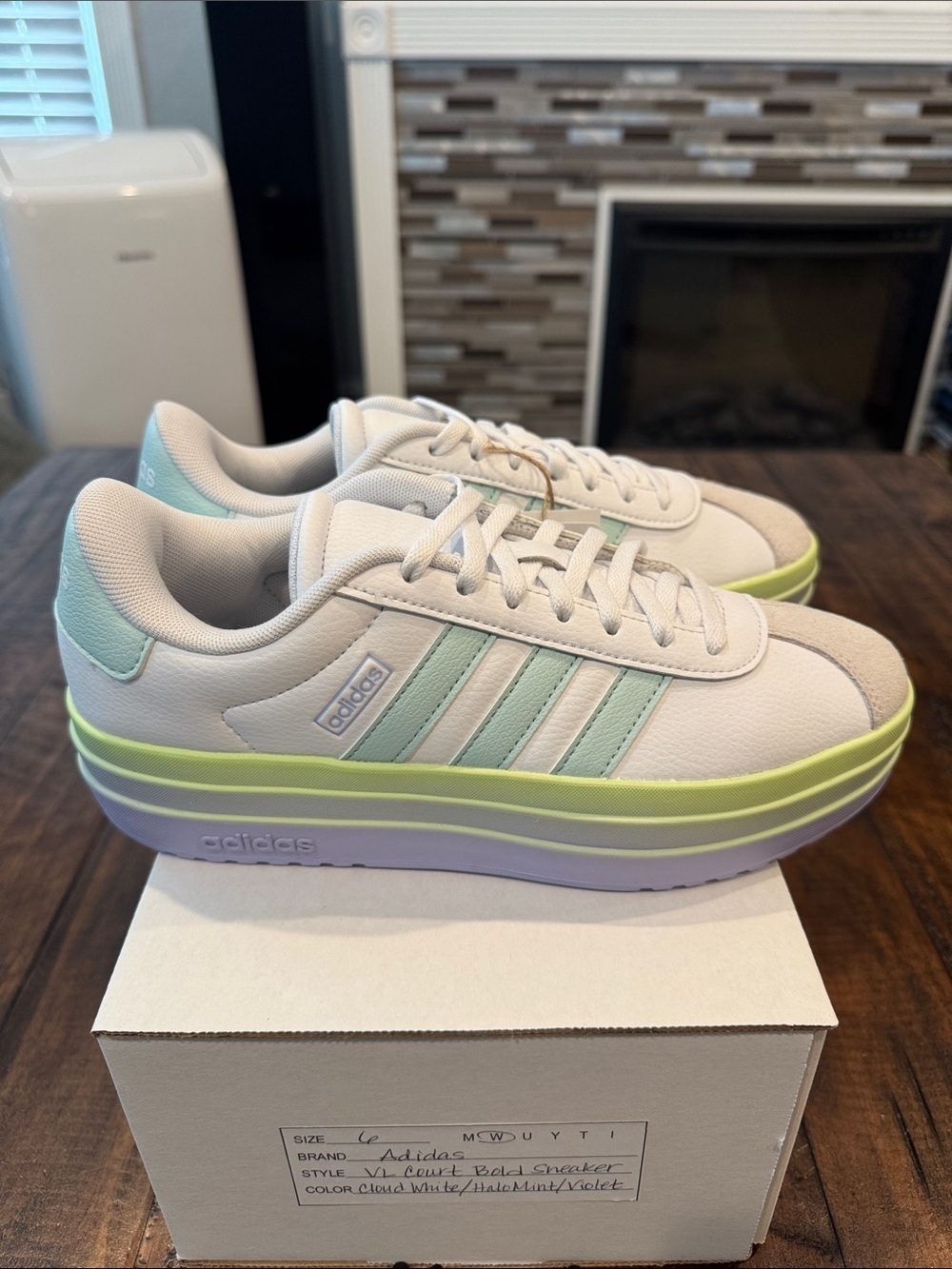Adidas VL Court Bold Sneaker